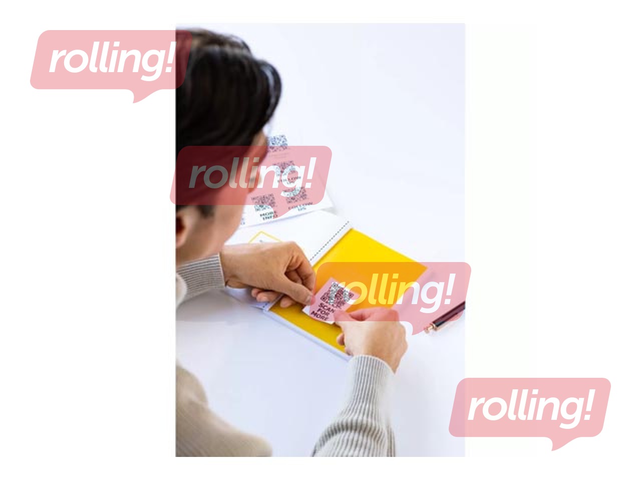 Uzlīmes Herma, QR koda, A4, 40x40mm, baltas, noturīgas, 25 loksnes