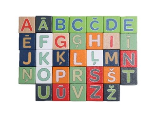 Spēle Alfabēts un vārdi, koka klucīši