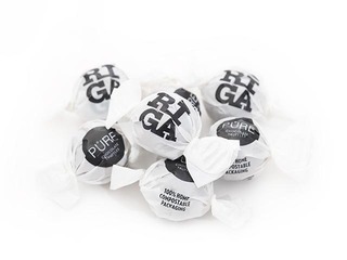 Piena šokolādes trifeles Pure Chocolate ar melleņu jogurta krēma pildījumu Rīga, 1 kg