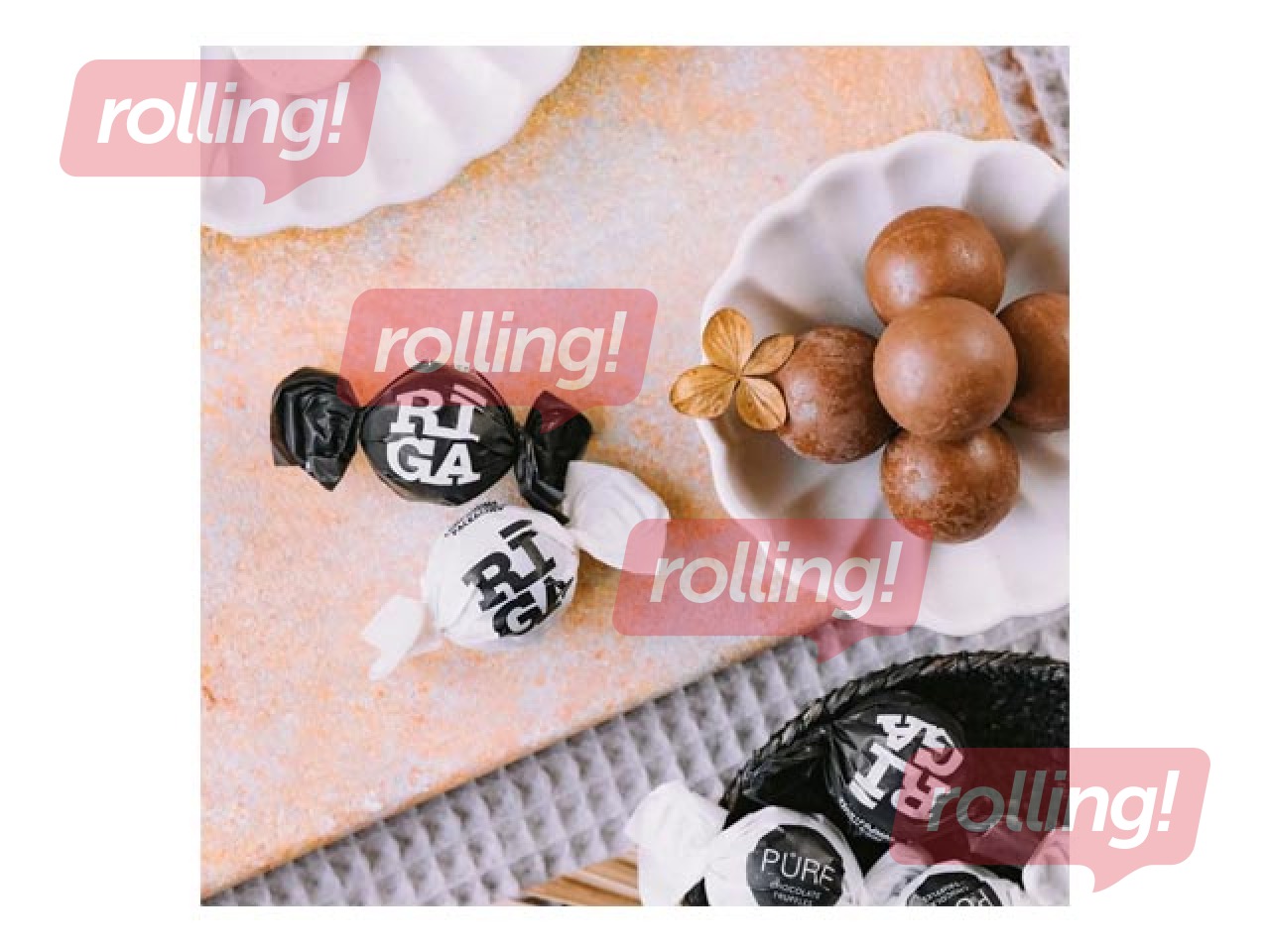 Piena šokolādes trifeles Pure Chocolate ar melleņu jogurta krēma pildījumu Rīga, 1 kg