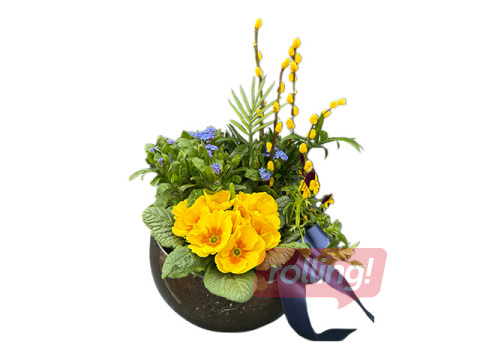 Pavasara kompozīcija stikla traukā