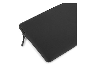 Pipetto Classic Fit Sleeve for MacBook Pro 14/Air 13.6, Black